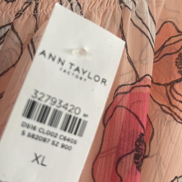 Floral midi dress- shades of peach and pink - Picture 4 of 4